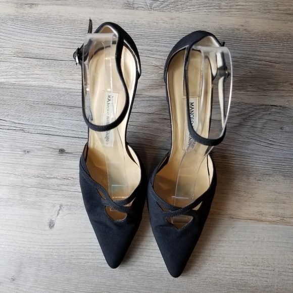 Vintage Manolo Blahnik Linen Ankle Strap Pointed Toe Pump Heel - Picture 3 of 13